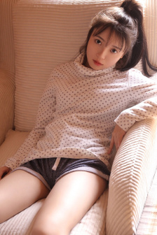 女子被人控制视频